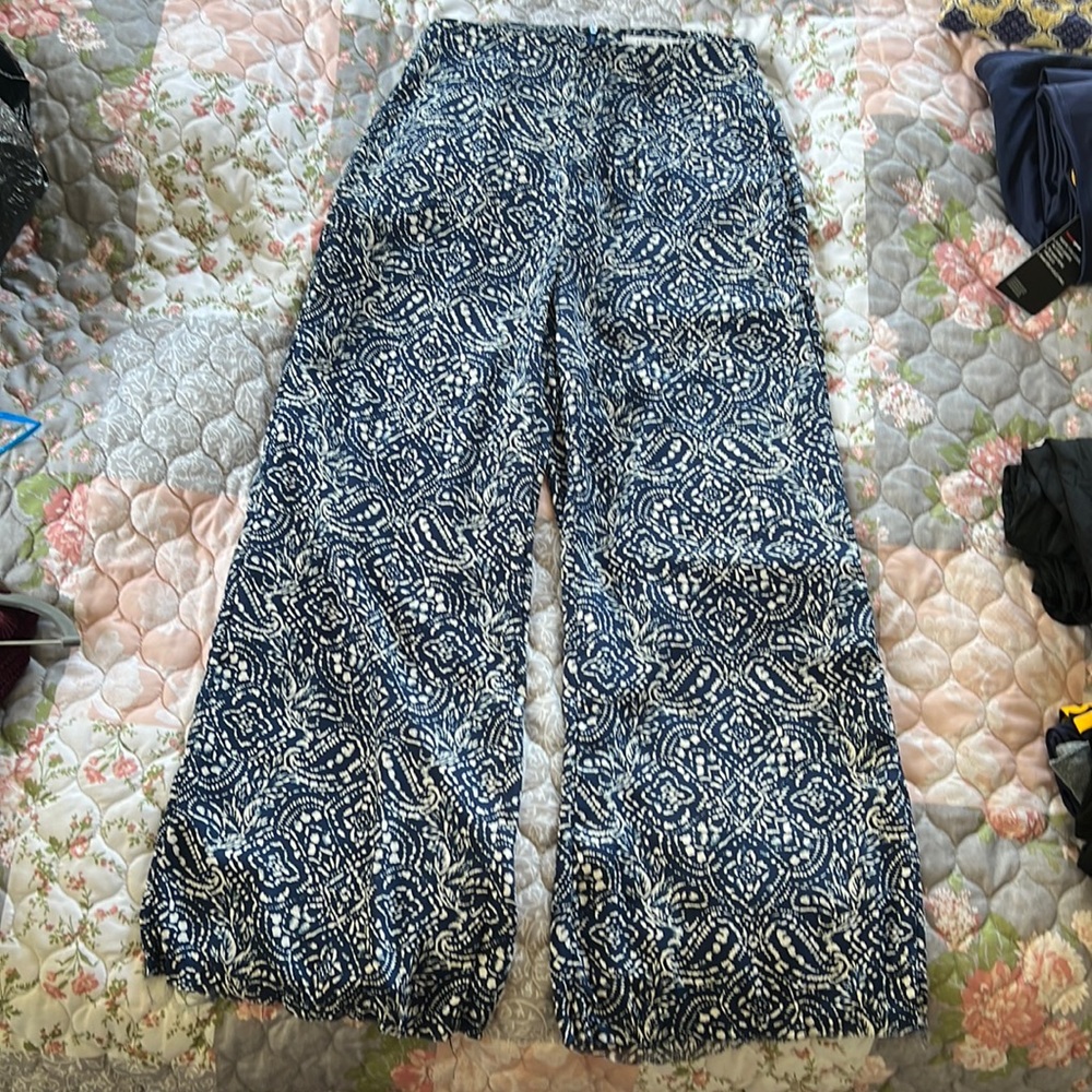Blue flow pants